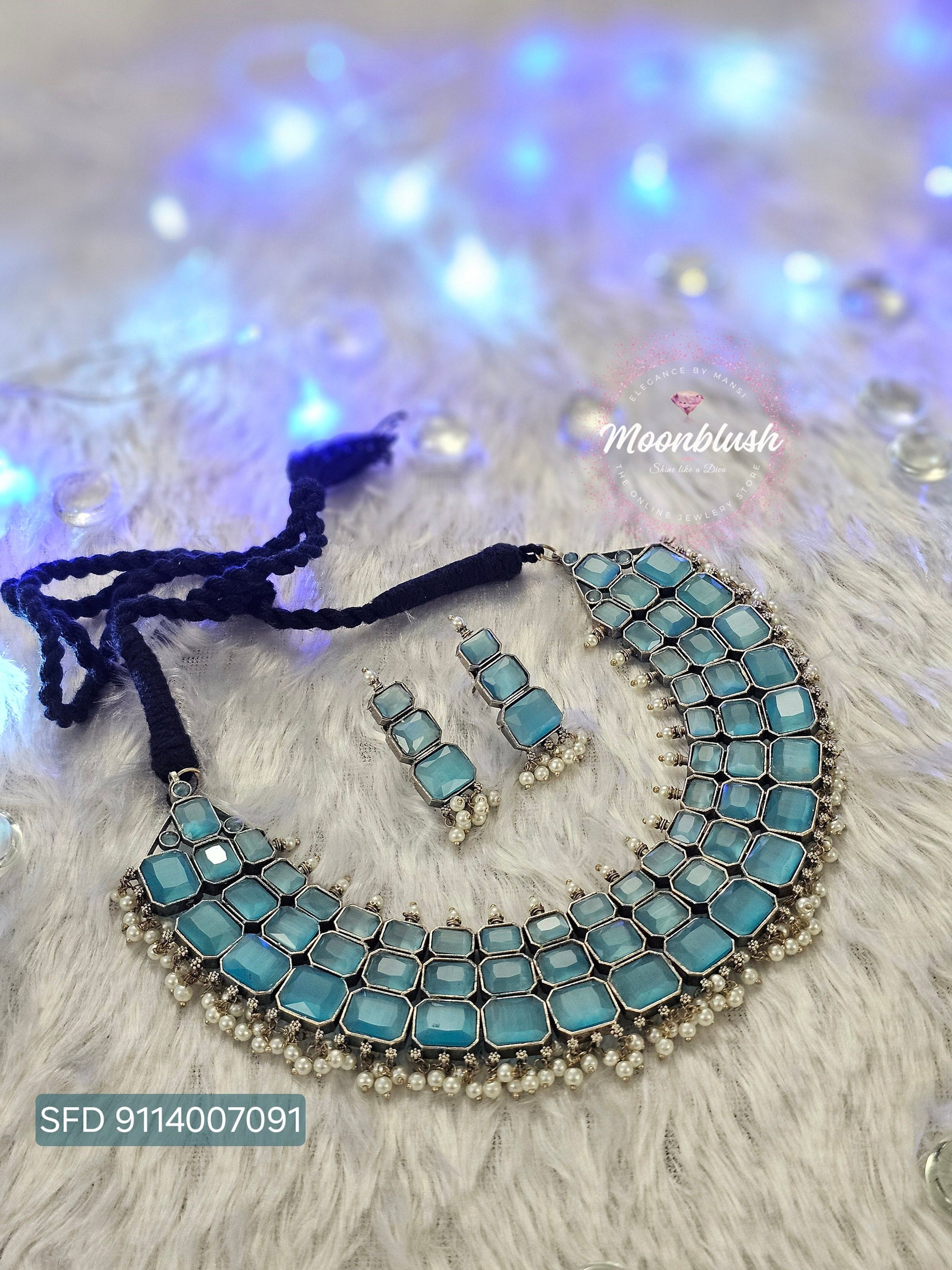 Silver Replica Necklace Set: Monalisa Stones & Pearls