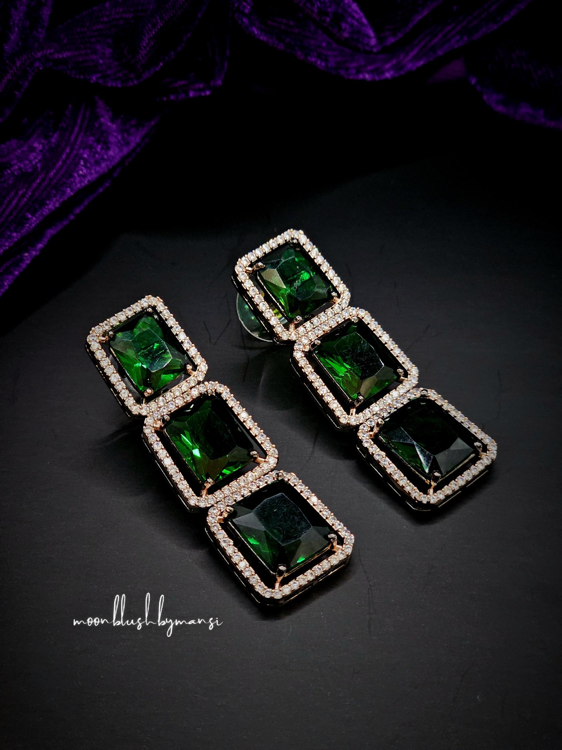 Emerald Glass Stone Statement Neckpiece: American Diamond, Black Polish
