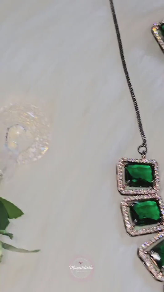 Emerald Glass Stone Statement Neckpiece: American Diamond, Black Polish